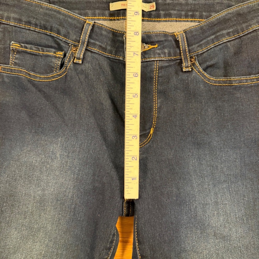 Levis 711 Skinny Jeans Womens 29 Dark Wash Blue Denim Mid Rise Stretch 188810012 - Picture 6 of 11